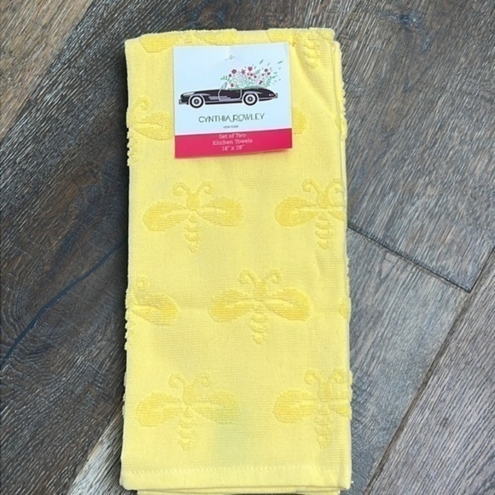 Cynthia Rowley - ‘Golden Bees’ Set of dish towels (2). NWT. Firm! Last One!